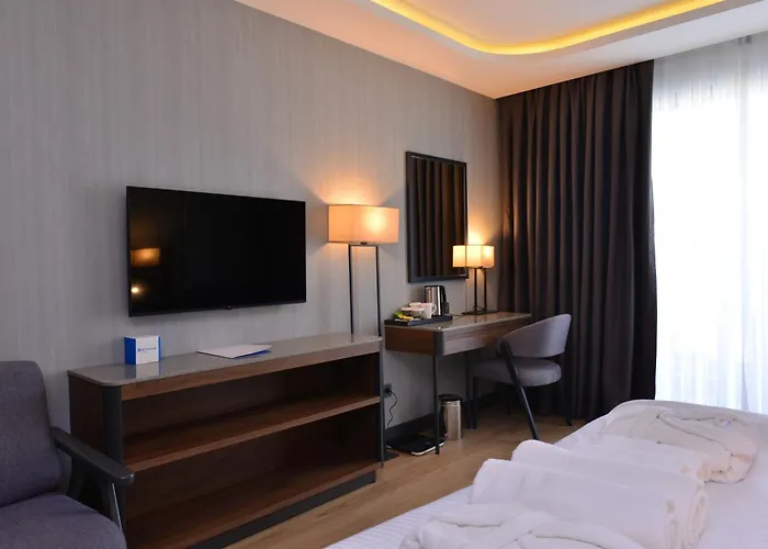 Azura World Otel 5*