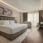 Azura World Hotel