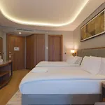 Hotel Azura World