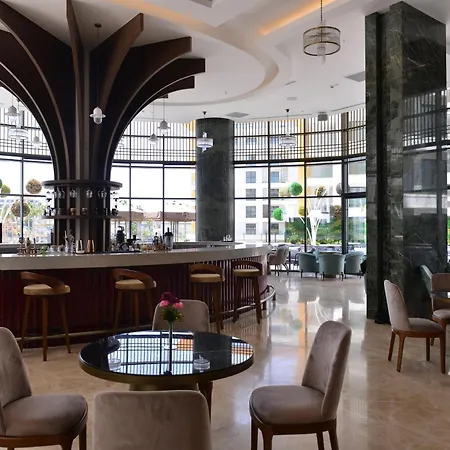 Azura World Hotel 5*