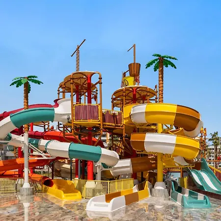 Wyndham فندق ألانيا