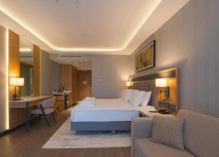 Azura World Отель Алания