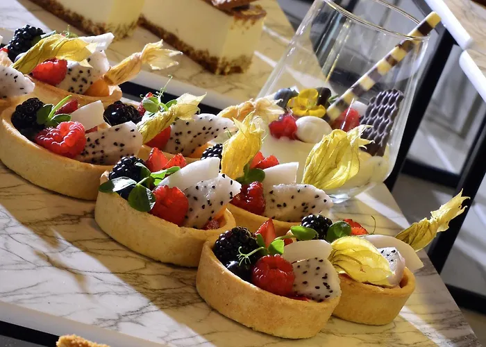 Azura World Отель 5*